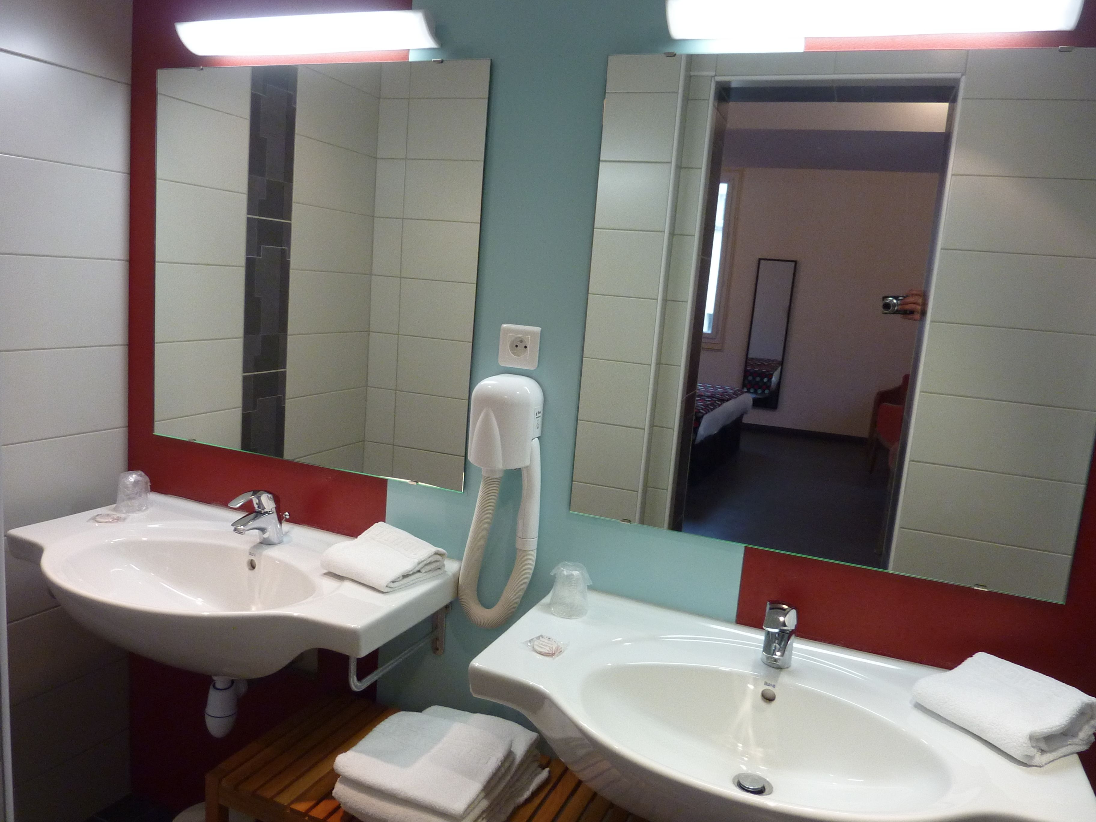 Photo - Cit'Hotel de La Vallée