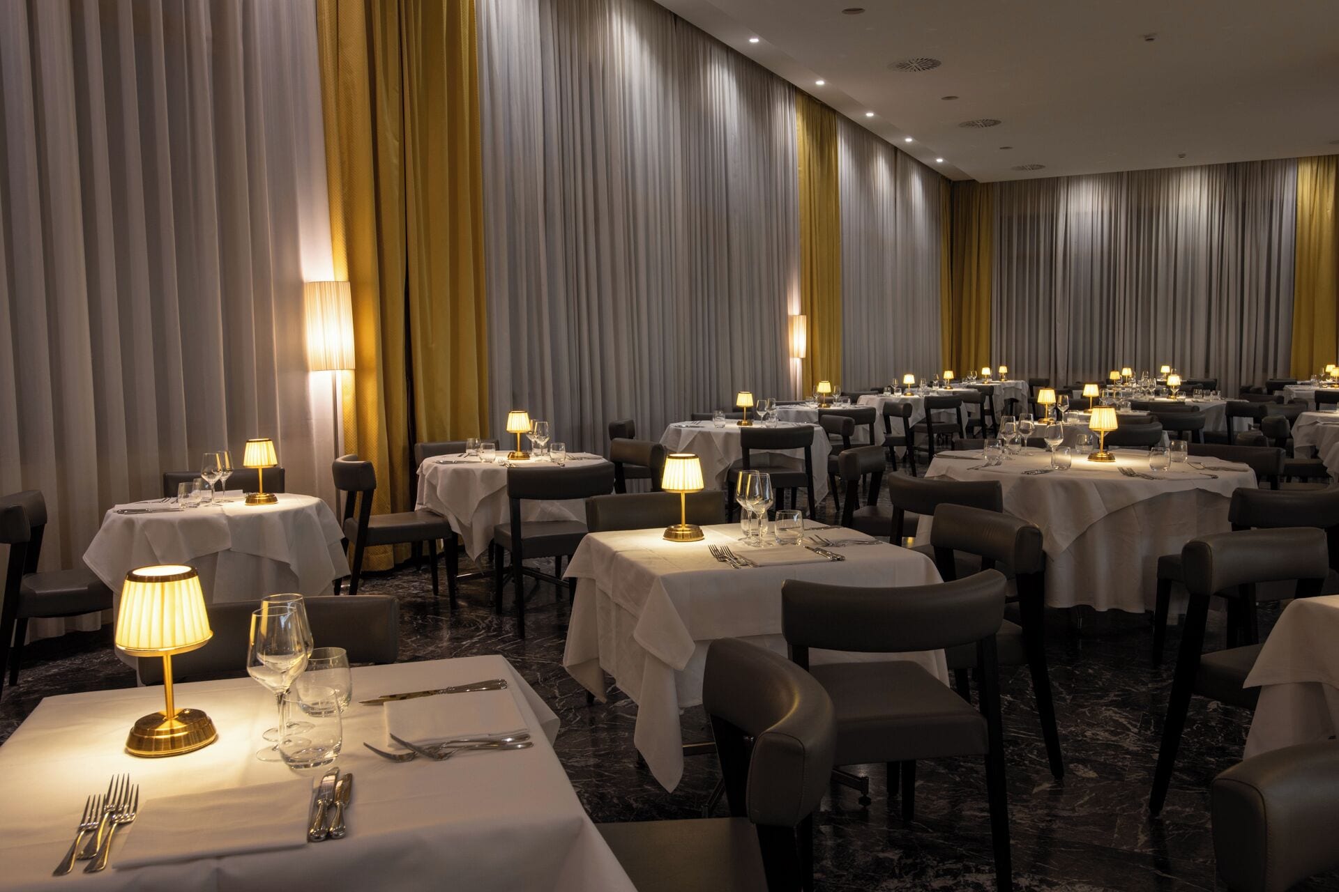 2 restaurants, breakfast, lunch, dinner served; mediterranean cuisine