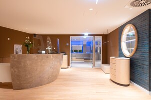 Salas de tratamiento para parejas, tratamientos corporales, aromaterapia