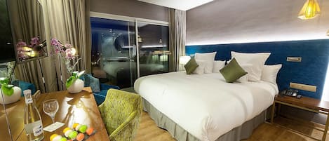 Premium Double or Twin Room, Sea View | 1 bedroom, premium bedding, minibar, in-room safe