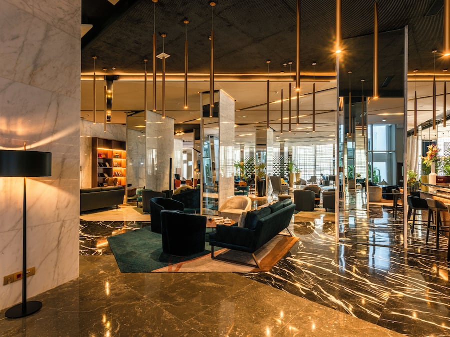 2 bars/lounges, poolside bar