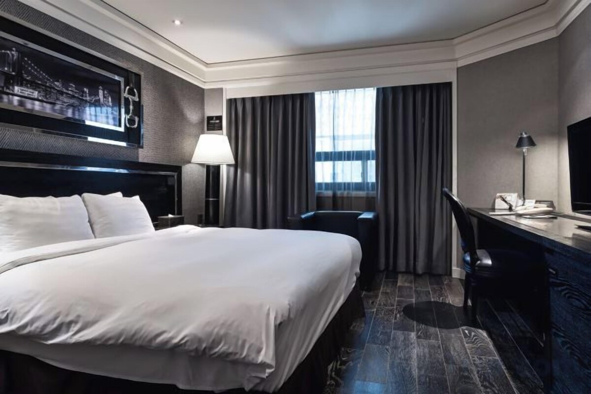 In-room safe, desk, blackout curtains, soundproofing