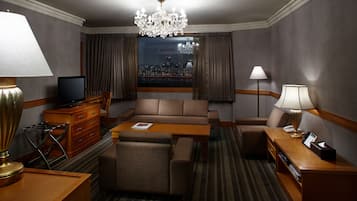 32–tuumainen LCD-televisio, jossa satelliittikanavat