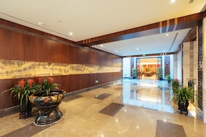 Lobby - Redwall Hotel (Beijing)