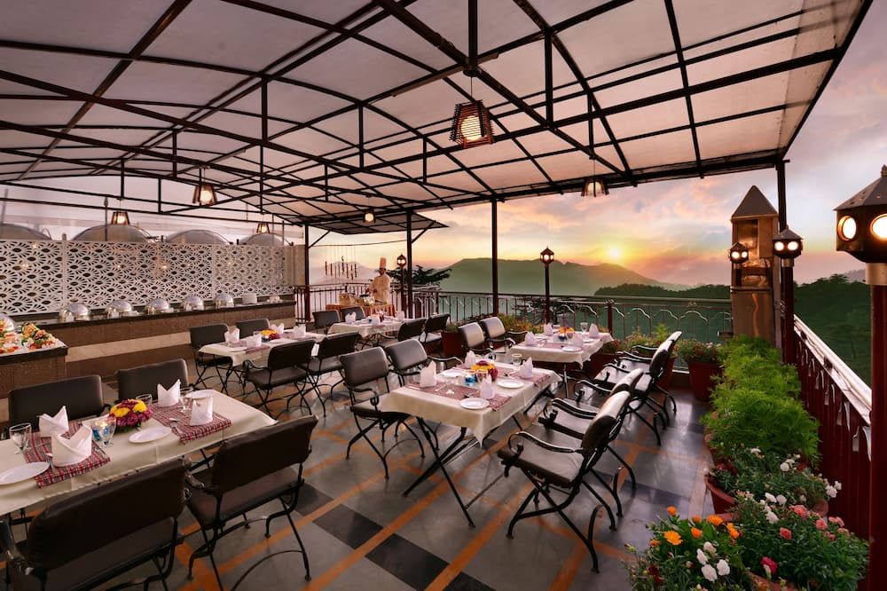 Ashiana Clarks Inn, Shimla