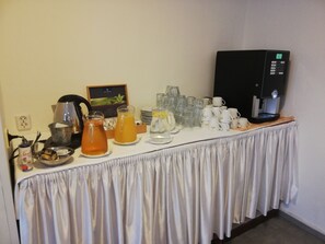 Free daily buffet breakfast - Hotel Svornost (Prague)
