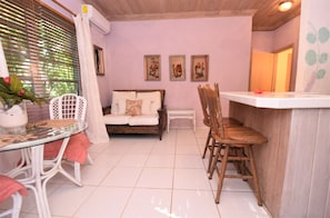 Tropical Premium Garden- footsteps away from beach | Living area