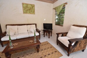 Minutes to breathtaking view- golden sun rise 2 bedrooms | View from room