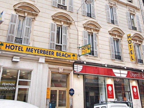 Hostel & Hotel Meyerbeer Beach