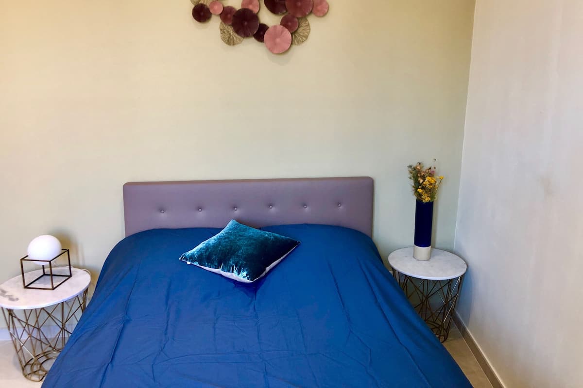 Apartment | Minibar, in-room safe, desk, soundproofing