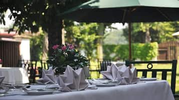 Lunch and dinner served, Regional cuisine