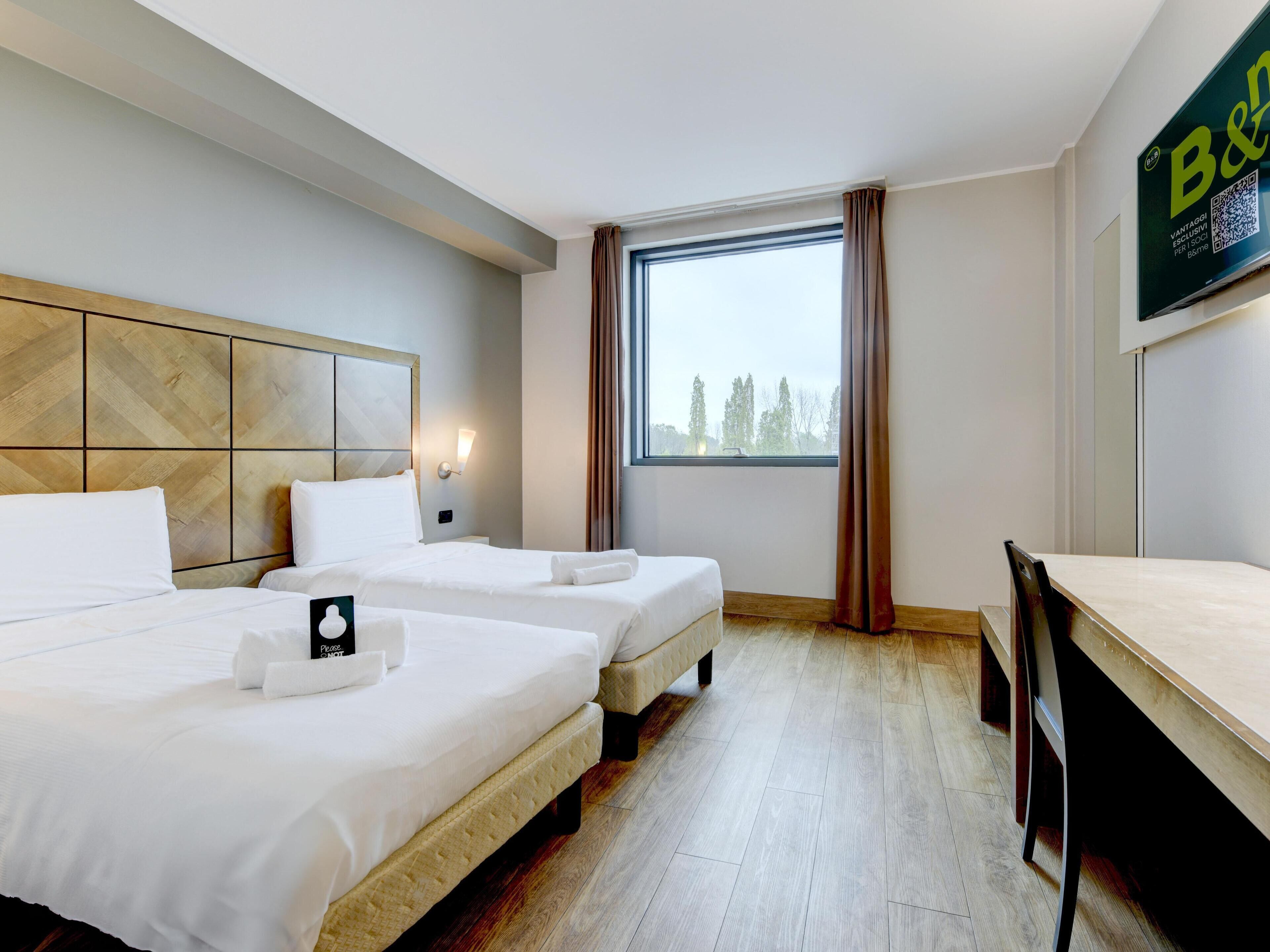 In-room safe, desk, soundproofing, free WiFi