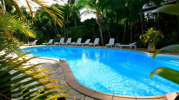 Outdoor pool, pool loungers