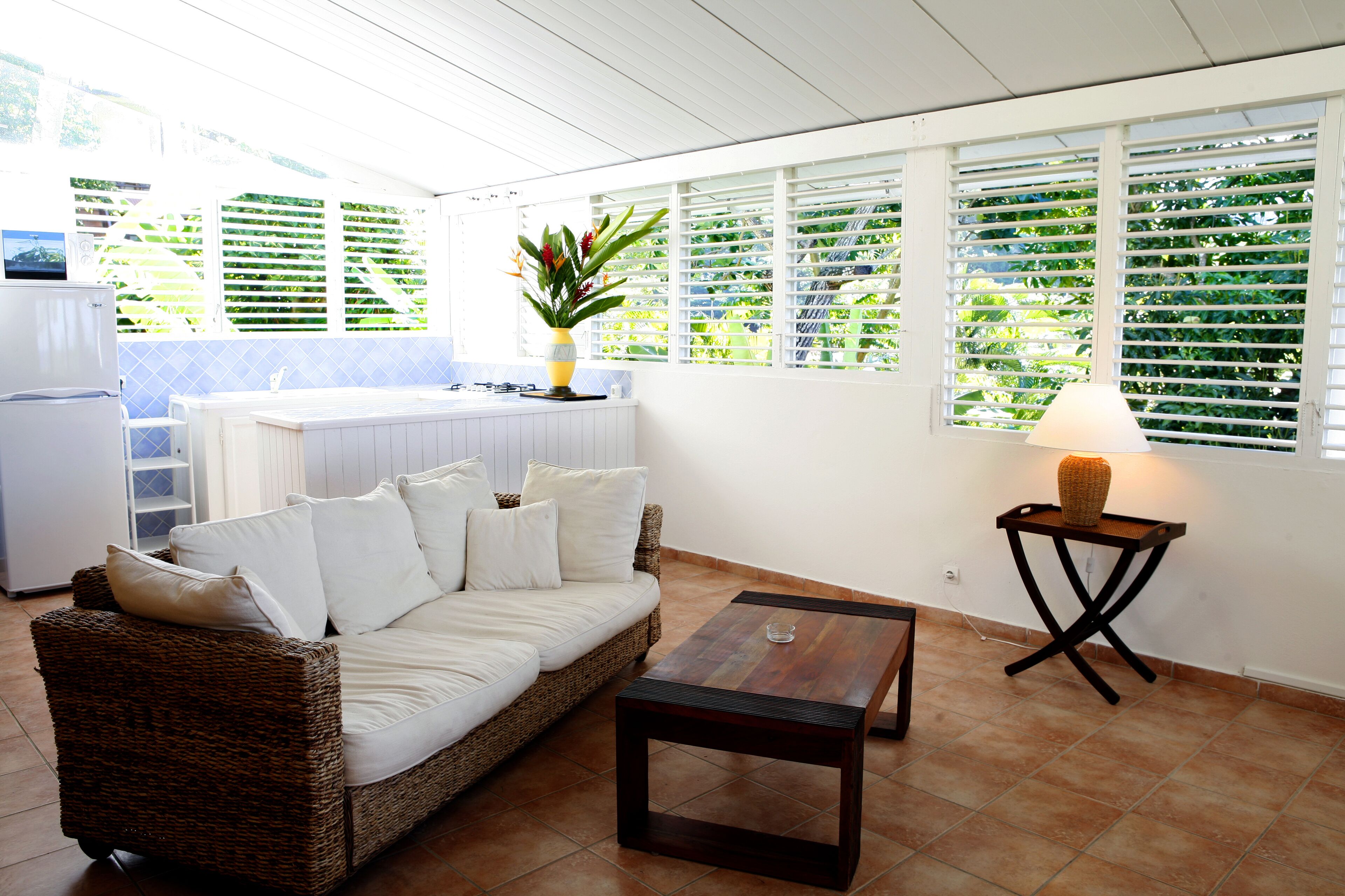 comfort apartment, 2 bedrooms, kitchen, garden view (60 m2) | living area | 32-inch flat-screen tv with satellite channels, tv