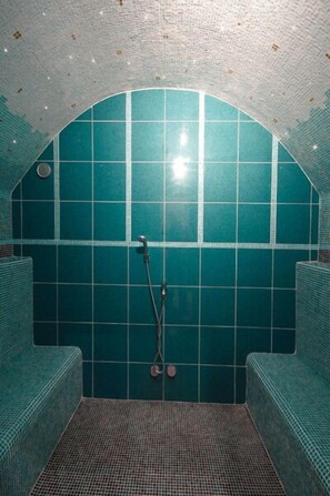 Turkish bath/hammam