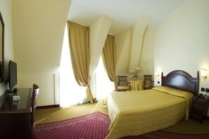 Deluxe Double Room | Minibar, in-room safe, soundproofing, free cots/infant beds