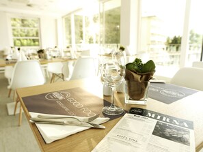 Free daily buffet breakfast  - Hotel Mirna – Lifeclass Hotels & Spa, Portorož (Piran)