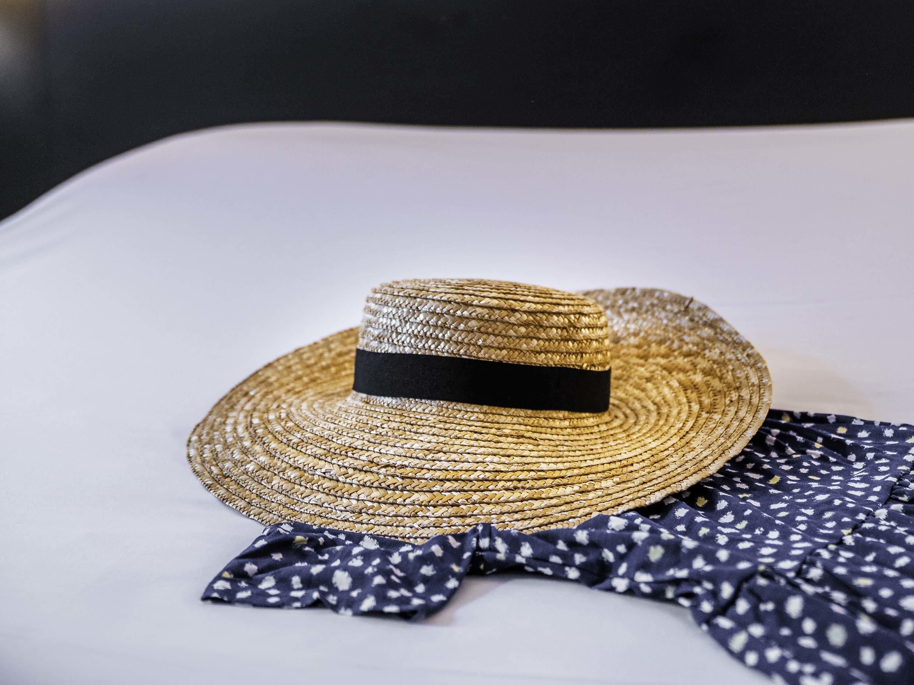 standard room, 1 double bed | desk, soundproofing, free wifi, bed sheets