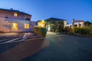 Property entrance - Ibis Styles Saint Brieuc Plerin (Plerin)