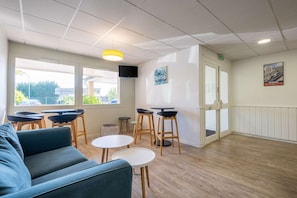 Lobby - Comfort Hotel Linas Montlhery (Linas)