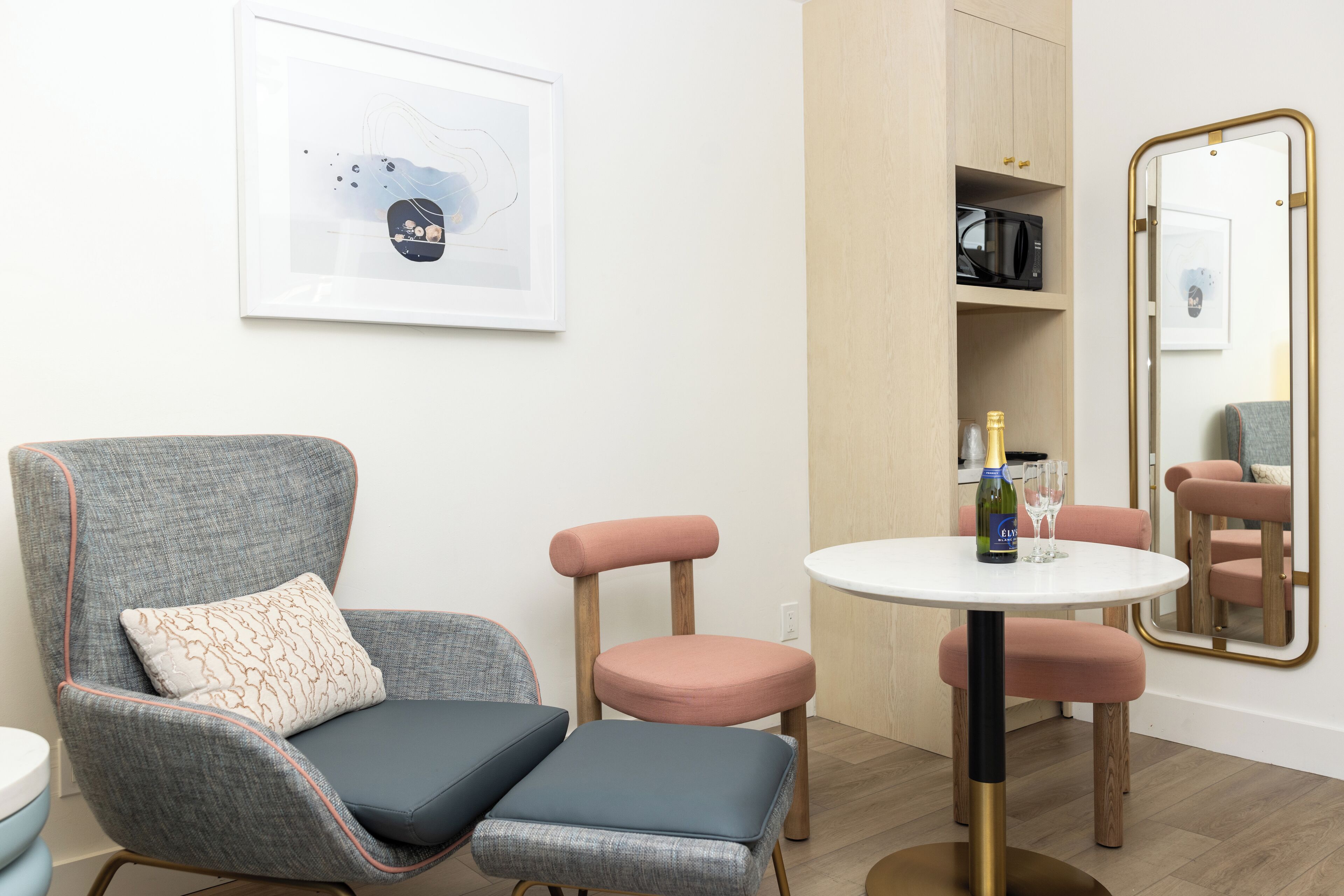 king queen combo | 1 bedroom, iron/ironing board, free wifi, bed sheets