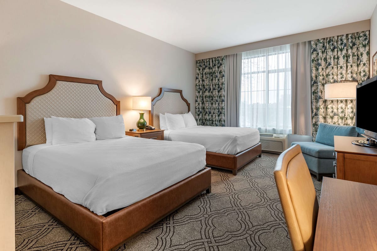 Pillowtop beds, in-room safe, blackout drapes, iron/ironing board