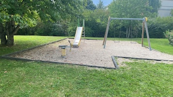 室外兒童遊樂區
