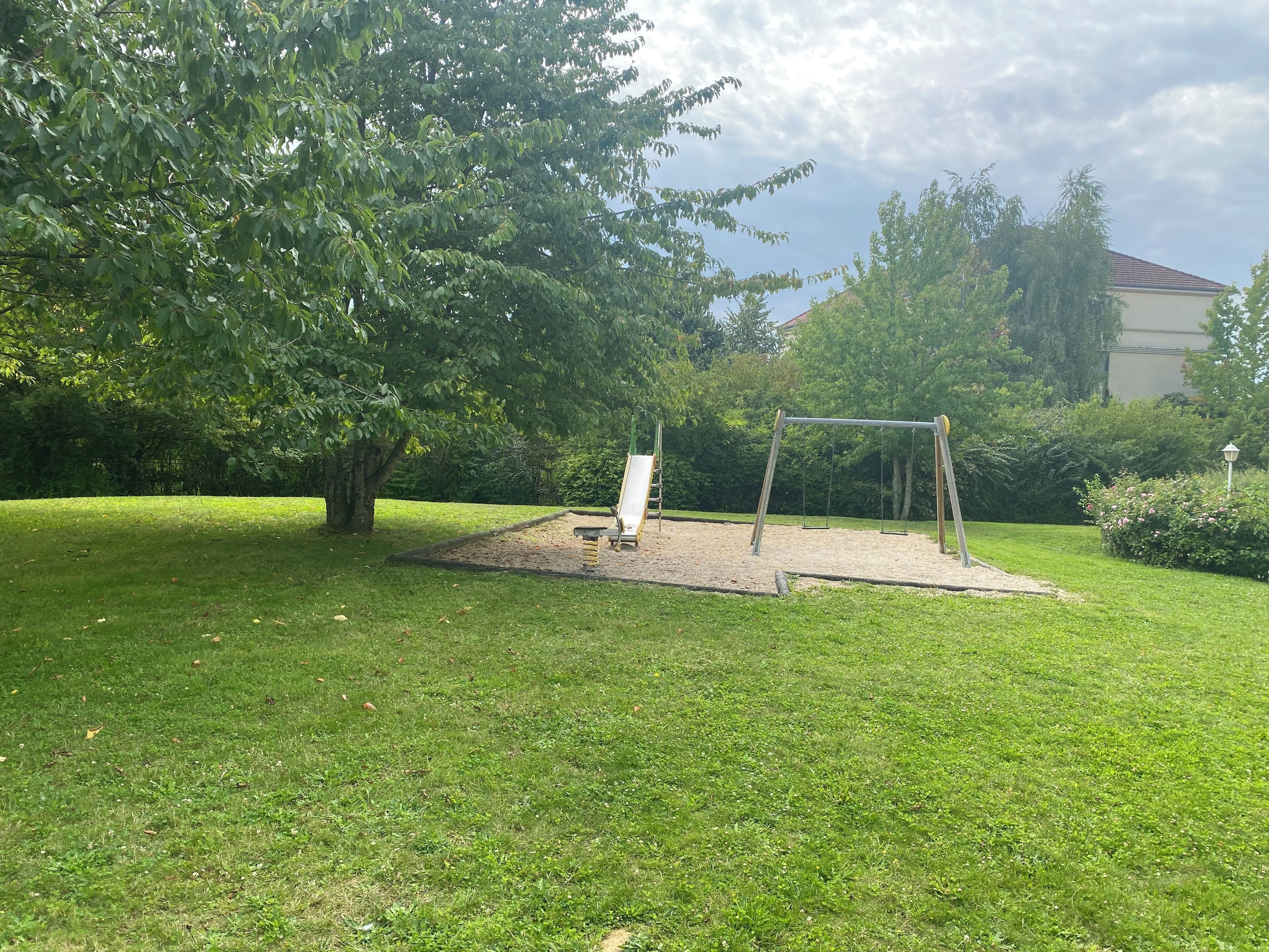 Foto - Kyriad ECO - Marne-la-Vallée Bussy-Saint-Georges