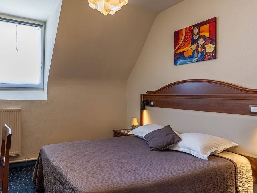 Habitació doble | Decoració individual, escriptori, cortines opaques i bressols