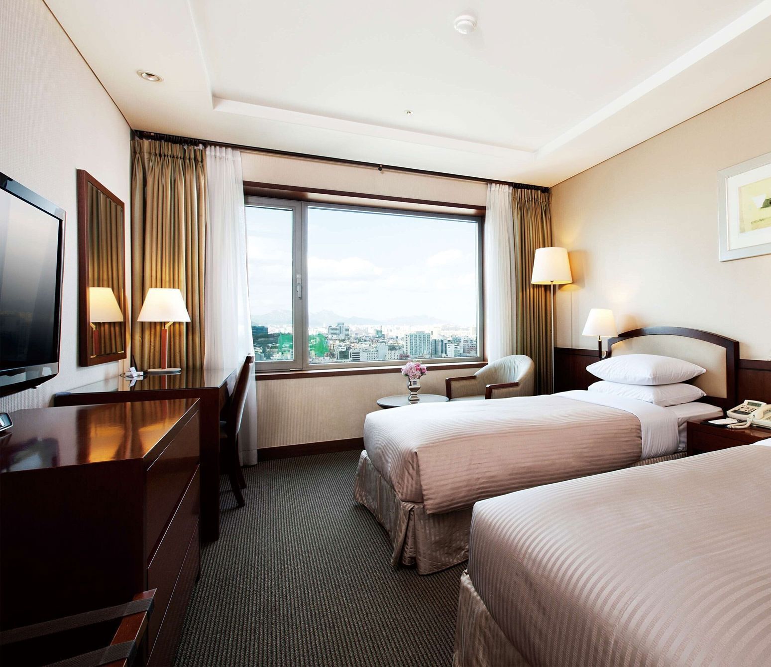 Premium bedding, down duvets, in-room safe, laptop workspace