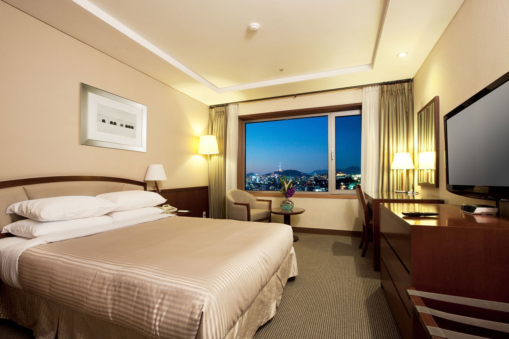 Premium bedding, down duvets, in-room safe, laptop workspace