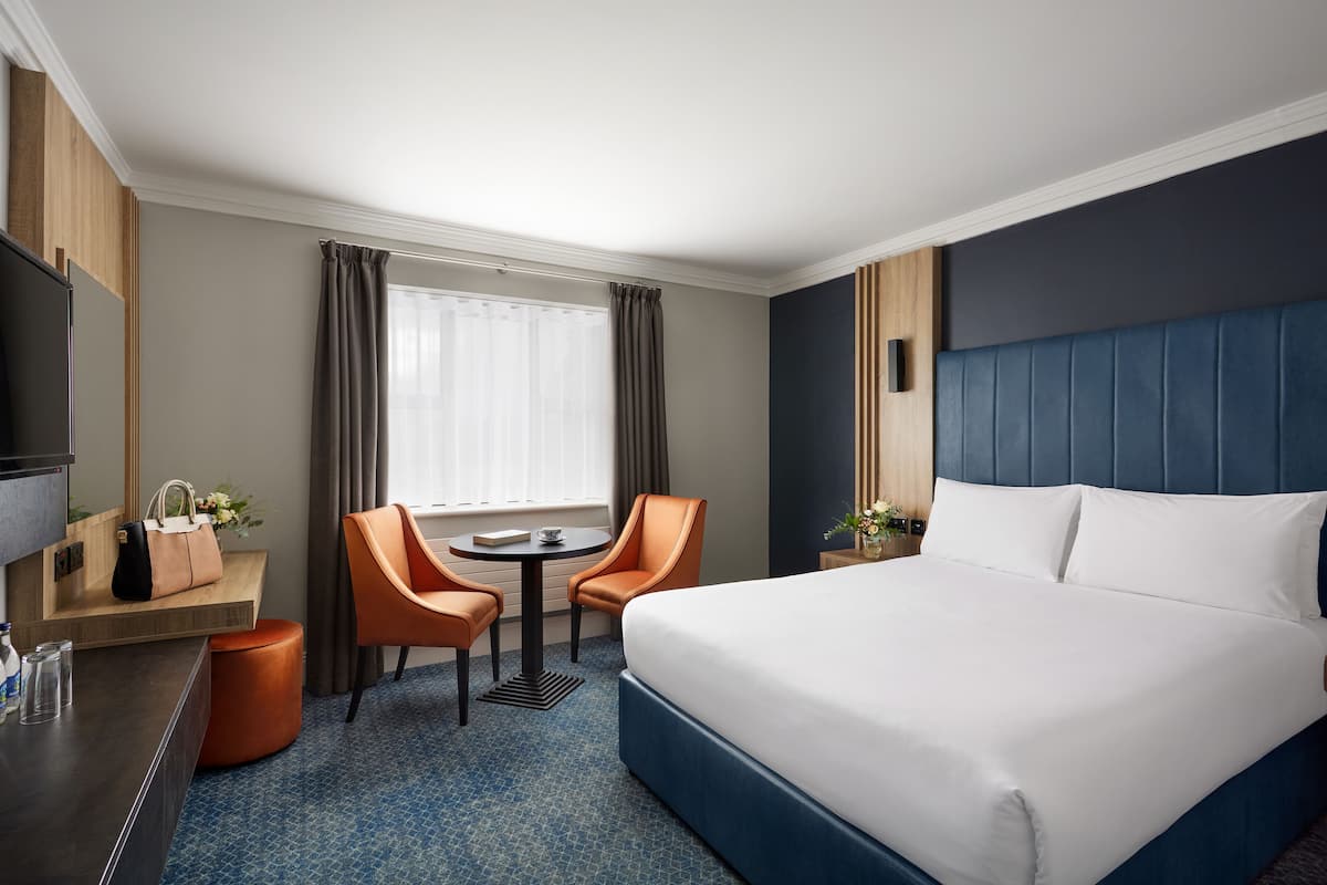 Double Room | In-room safe, desk, iron/ironing board, free cribs/infant beds