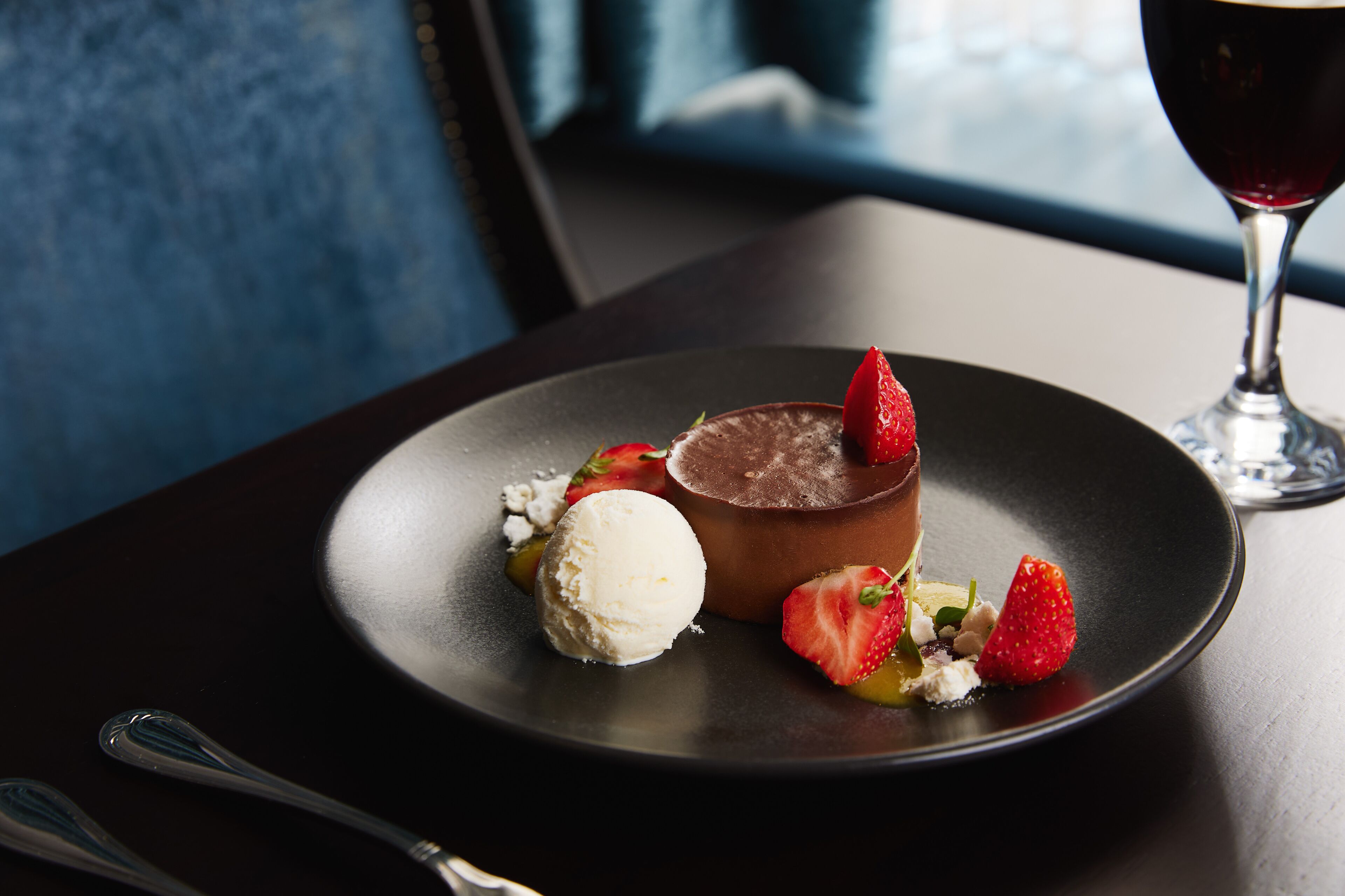 breakfast, lunch, dinner served; modern european cuisine