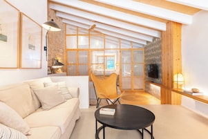 Superior Studio, 1 Bedroom, Terrace, Garden View | Living area | TV, toys