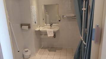 Double Room, Accessible | Bathroom | Free toiletries