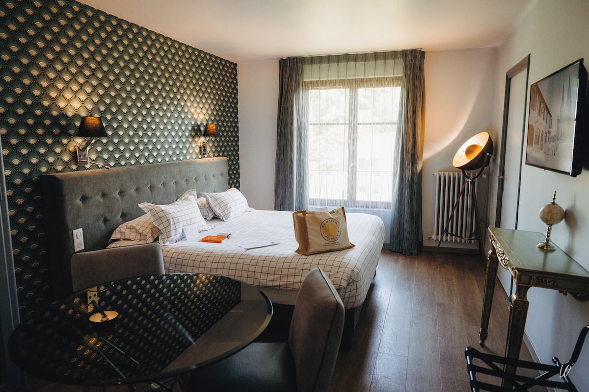 Suite – exclusive, 1 kingsize-seng med sovesofa, ikke-røyk, massasjebadekar (Spa) | Sengetøy av topp kvalitet, senger med overmadrass og minibar