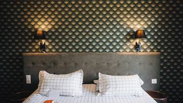 Classic Room | 1 bedroom, premium bedding, pillowtop beds, minibar