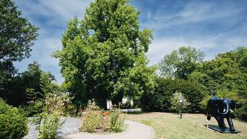 Exclusive Suite, 1 King Bed with Sofa bed, Non Smoking, Jetted Tub (Spa) | View from room