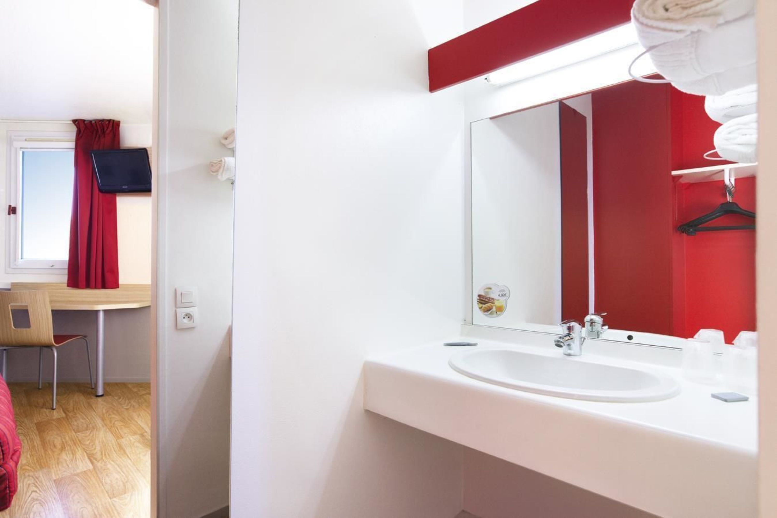 Shower, eco-friendly toiletries, hair dryer, towels