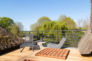 ห้องดับเบิลสำหรับพักเดี่ยว | ลานระเบียง/นอกชาน