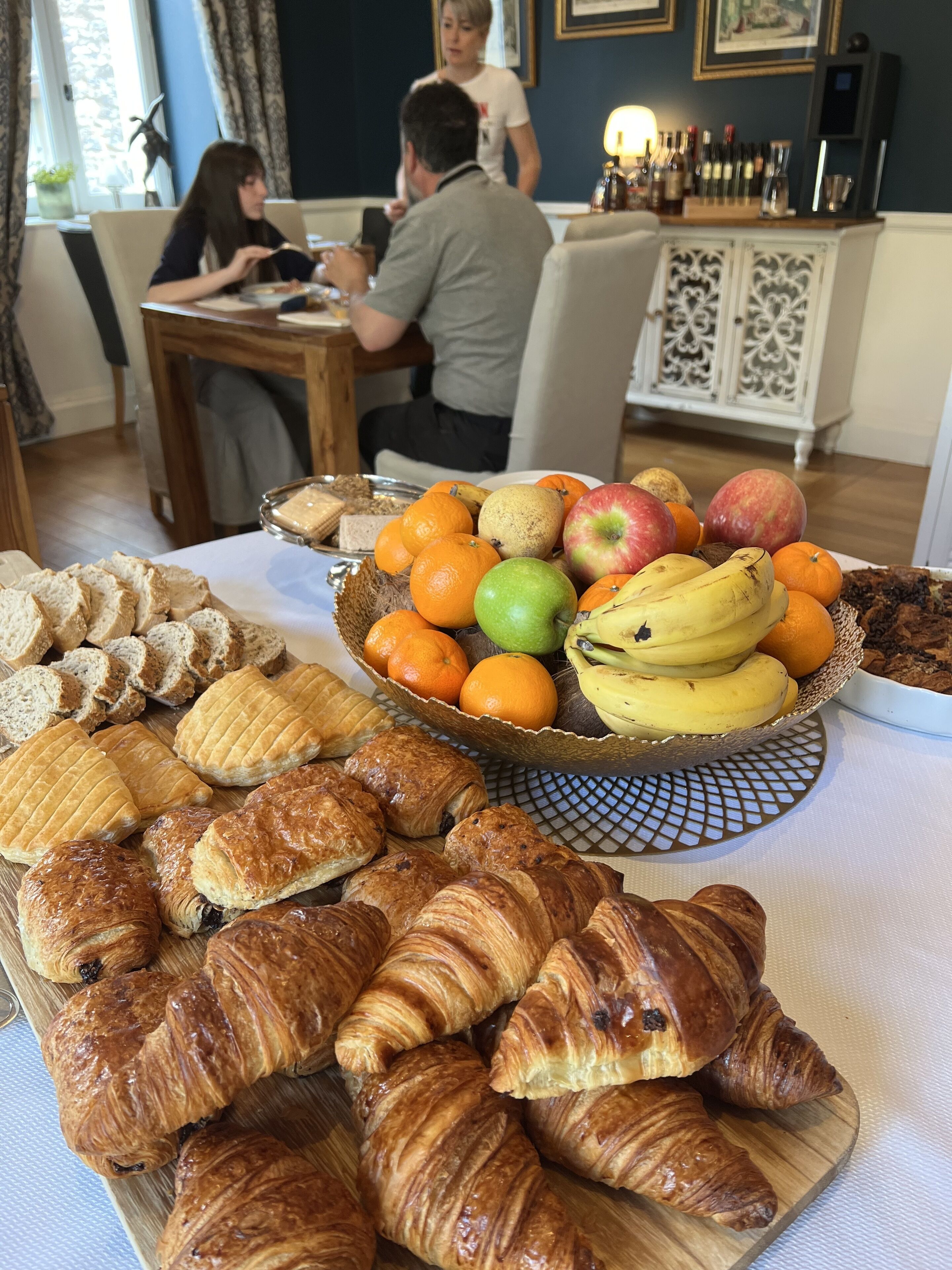 Daily buffet breakfast (EUR 18 per person)