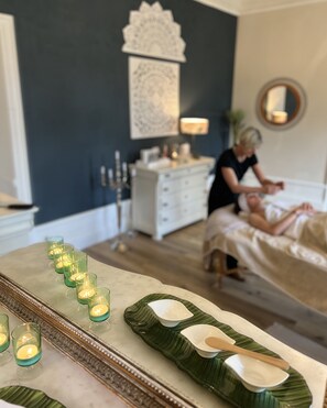 Tiefengewebe-Massagen, klassische Massagen, Massageanwendungen
