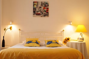 Superior Double Room | Premium bedding, desk, iron/ironing board, free cots/infant beds