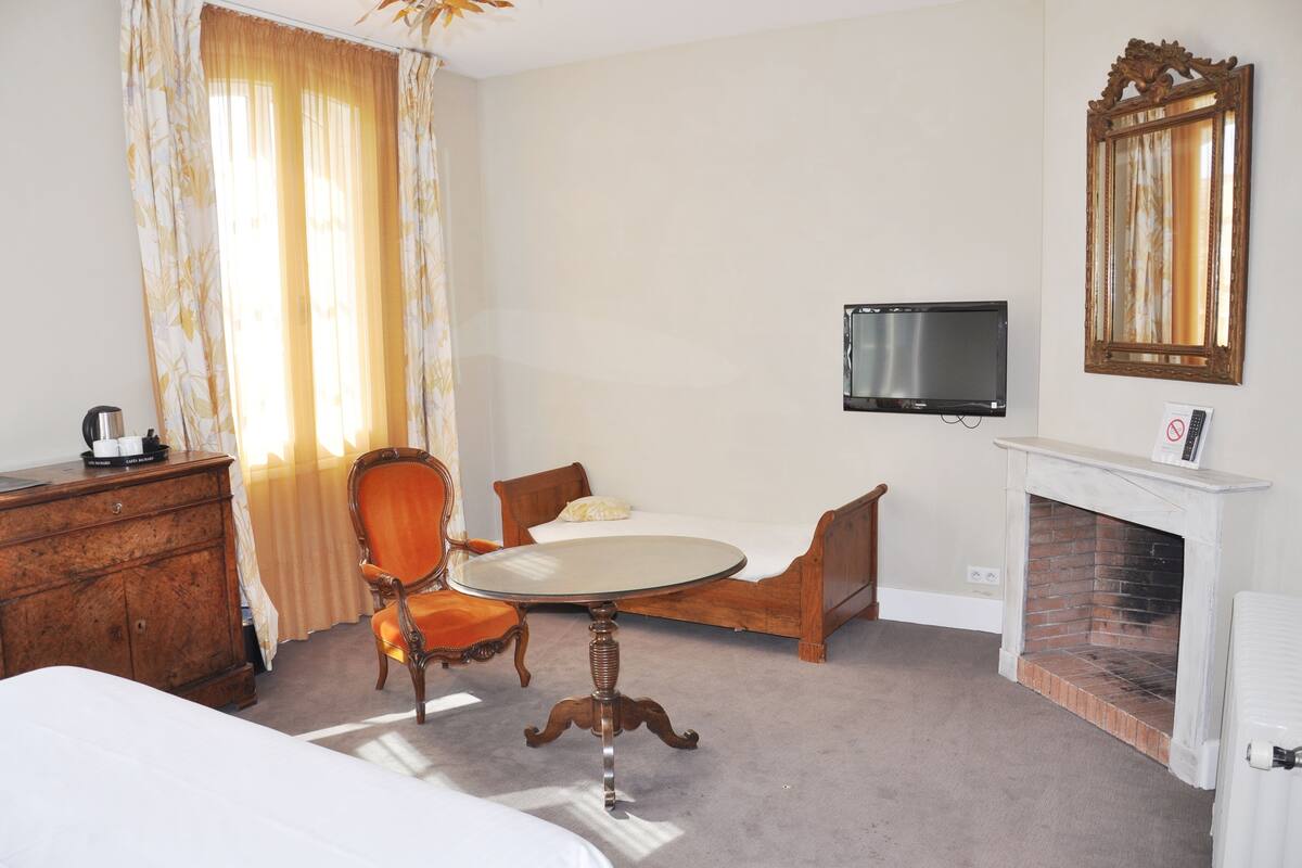 Chambre Double Exclusive | Literie de qualité supérieure, bureau, chambres insonorisées