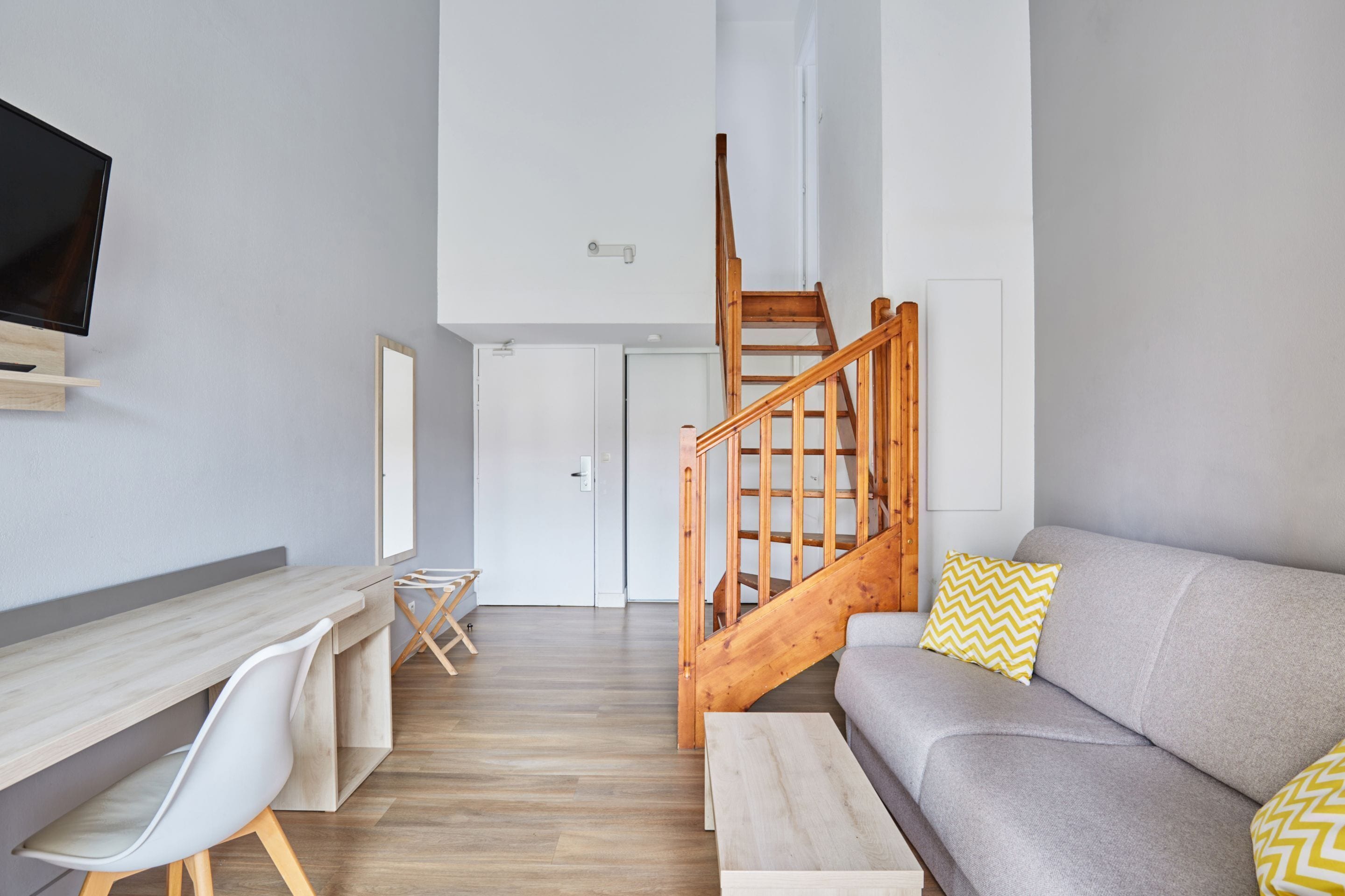 Apartment, 2 Schlafzimmer (6 People) | Zimmersafe, Schreibtisch, laptopgeeigneter Arbeitsplatz