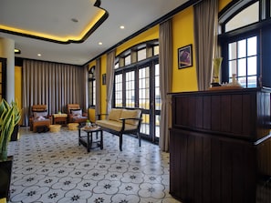 Body treatments, aromatherapy, hot stone massages, deep-tissue massages - Lantern Boutique Hoi An (Da Nang)