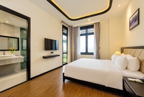 Hypo-allergenic bedding, minibar, in-room safe, desk - Lantern Boutique Hoi An (Da Nang)