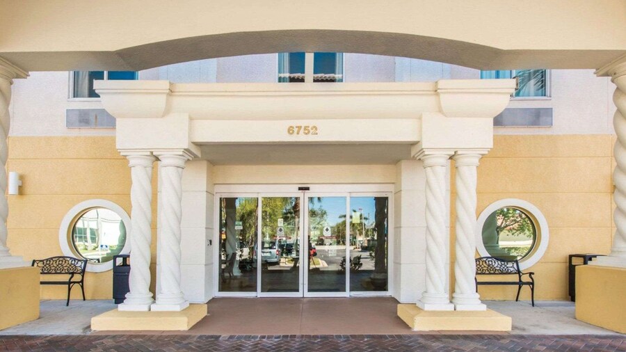Comfort Inn & Suites Jupiter I-95