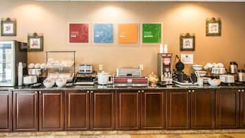 Free daily buffet breakfast