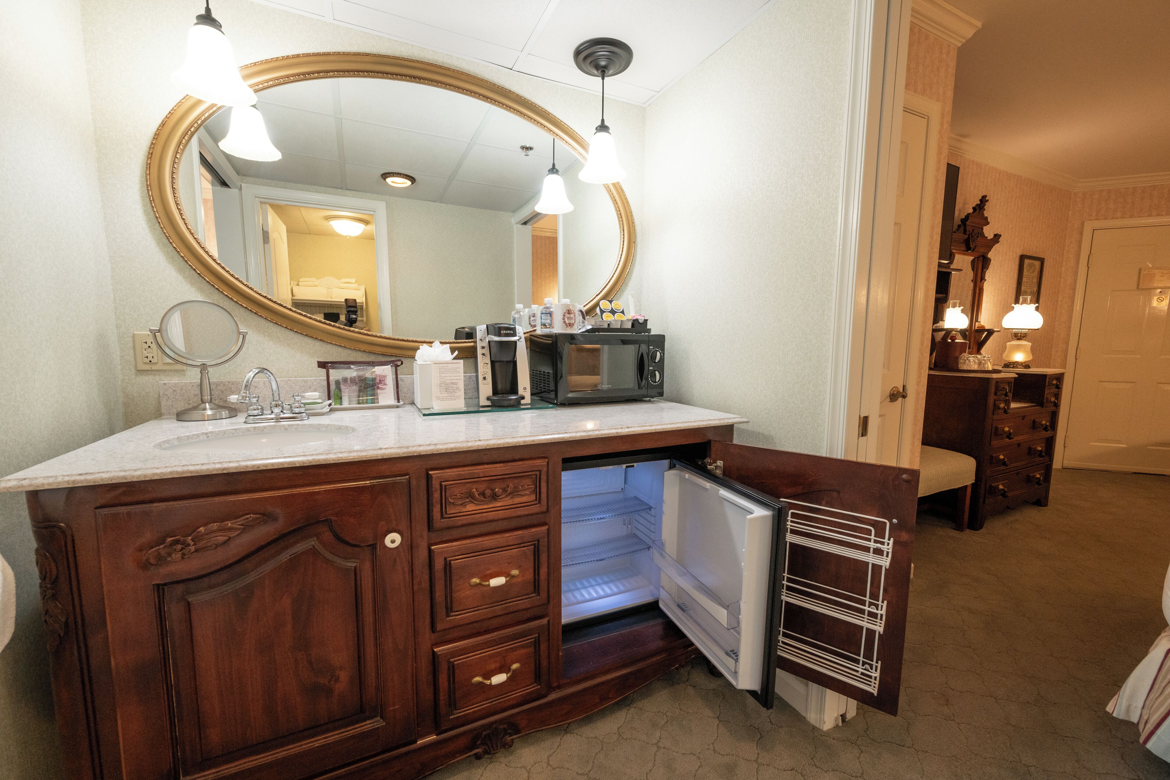 concierge suite, ocean view, 2 queen beds (adults only) | room amenity